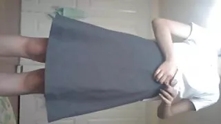 Adorabile giapponesine xxx chernyavka con tette nude si masturba il cazzo con i piedi