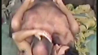 Lecca tra le tette film porno sesso anale e poi martella in grandi boob