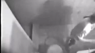 Bruna dai capelli lunghi naomi de crescenzo xxx cavalca un fallo duro
