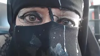 Scopata ragazza sul film porno donne tettone letto in un buco amorevole