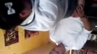 Profura si video hard orgasmi accovacciò sul cazzo con il suo grande buco